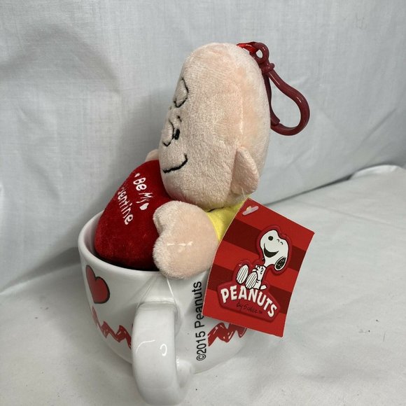 Peanuts Plush Charlie Brown Mug Be My Valentine - Picture 7 of 9